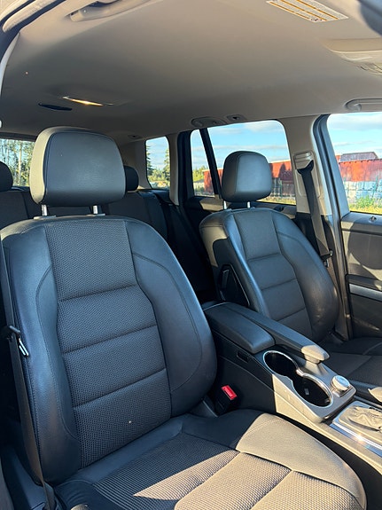 Mercedes-Benz GLK220 7 of 10
