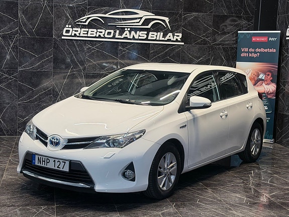 Toyota Auris 4 of 18