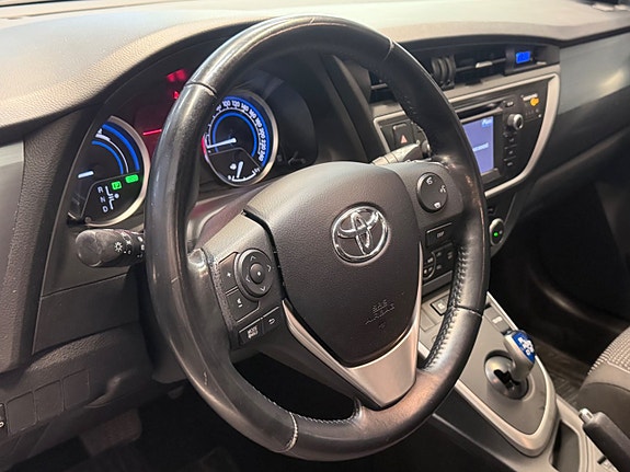 Toyota Auris 16 of 18