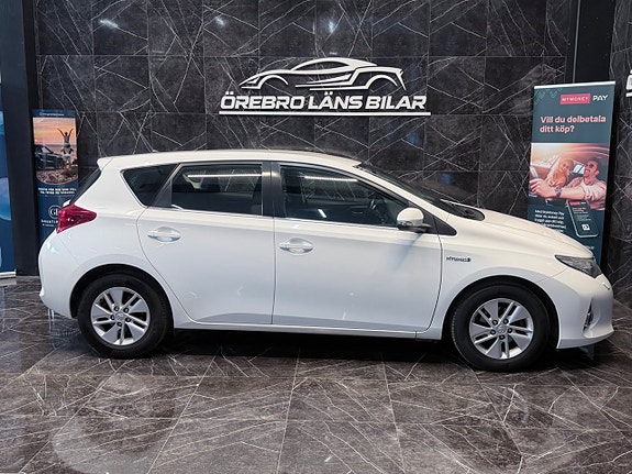 Toyota Auris 9 of 18
