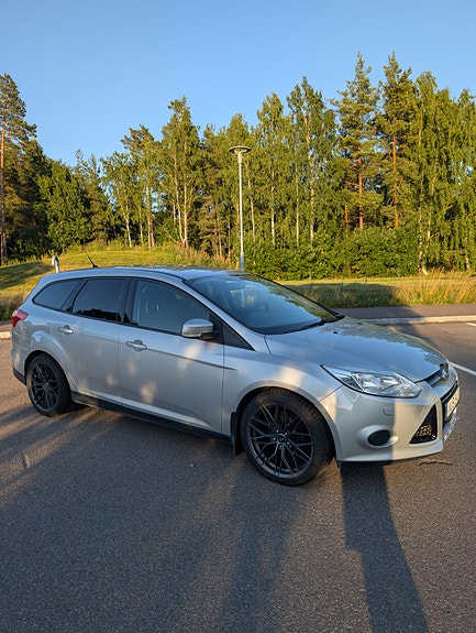 Ford Focus 2 of 5