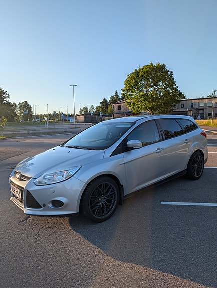 Ford Focus 5 of 5
