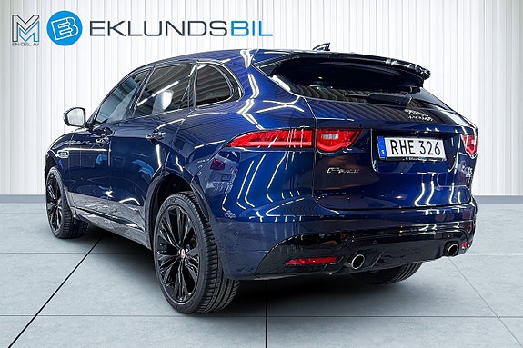 Jaguar F-PACE 3 of 22