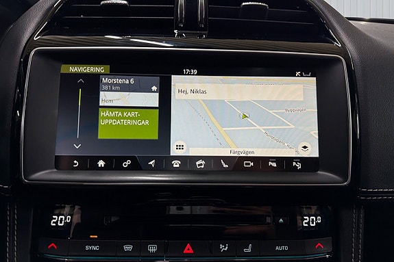 Jaguar F-PACE 13 of 22