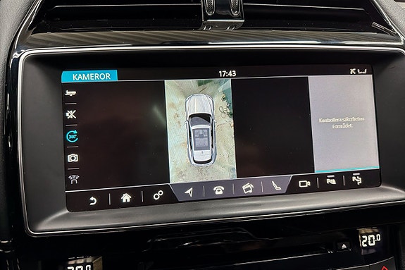 Jaguar F-PACE 12 of 22