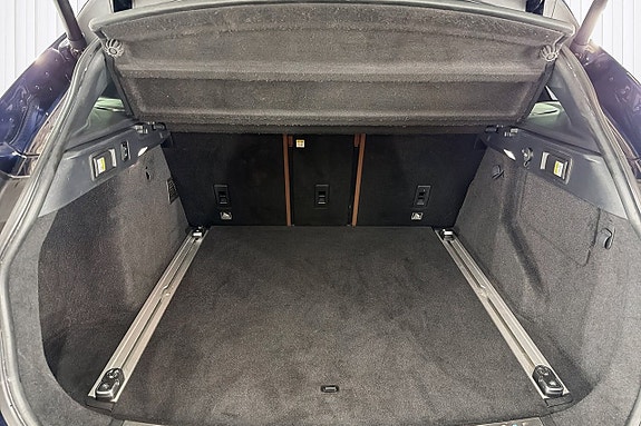 Jaguar F-PACE 21 of 22