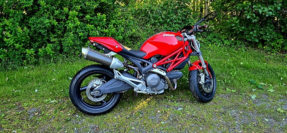 Ducati Monster 5 of 7