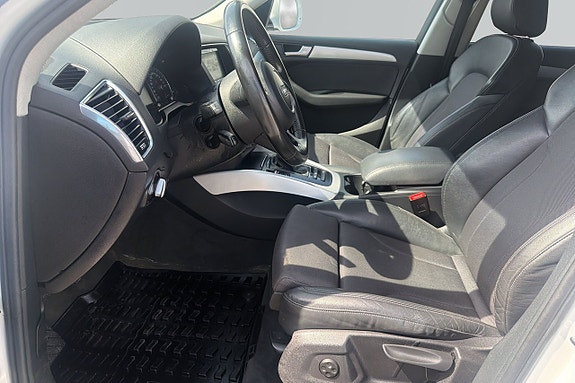 Audi Q5 10 of 17