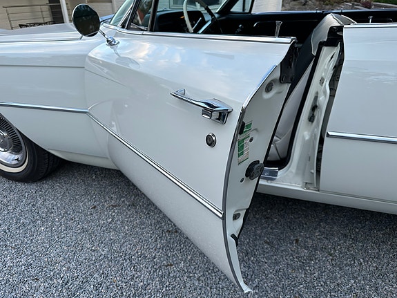 Cadillac Series 62 19 of 29
