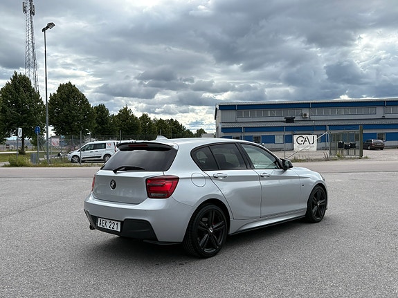 BMW 118d 5 of 11