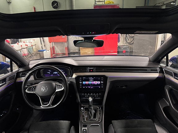 Volkswagen Passat 7 of 11