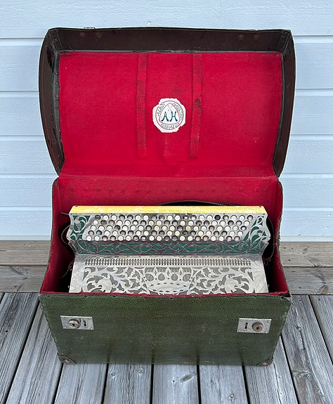Product image 6 of 8