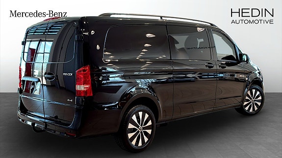 Mercedes-Benz Vito 119 2 of 5