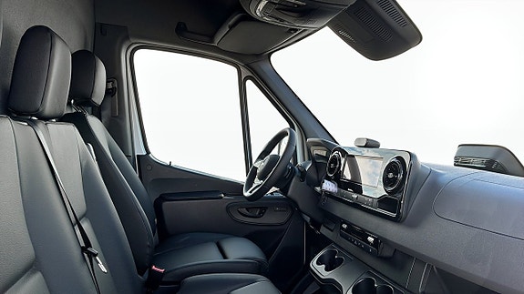 Mercedes-Benz Sprinter 317 3 of 11