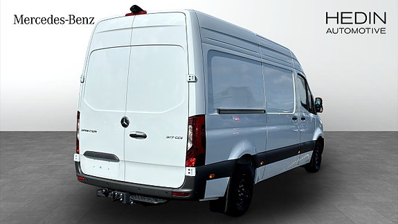 Mercedes-Benz Sprinter 317 2 of 11