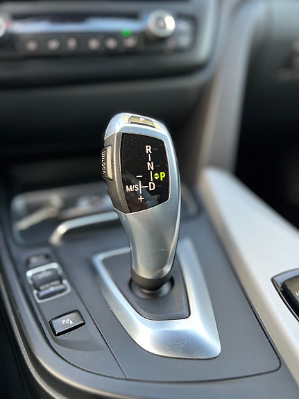 BMW 318d 18 of 23