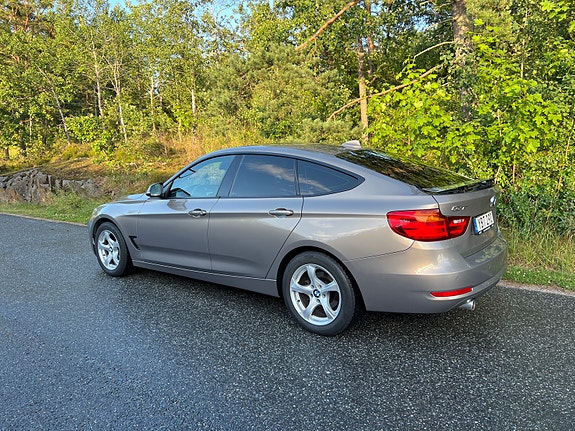 BMW 318d 7 of 23