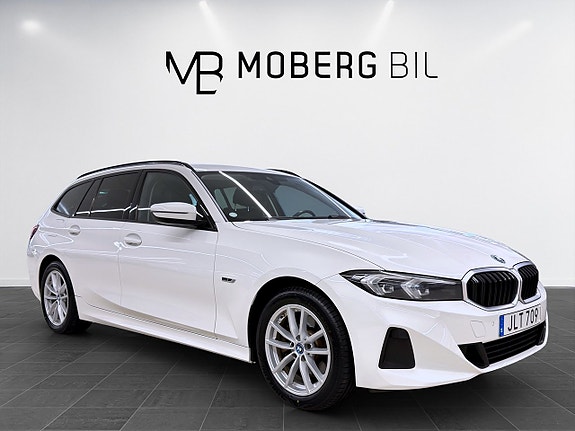 BMW 330e 7 of 16