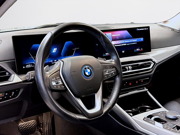 BMW 330e 9 of 16