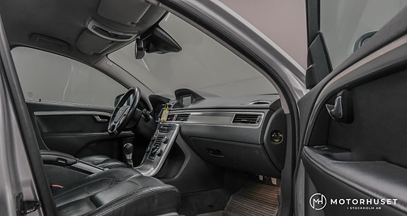 Volvo V70 9 of 20