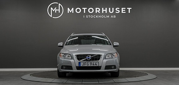 Volvo V70 2 of 20