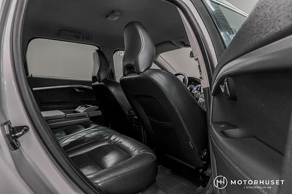 Volvo V70 11 of 20