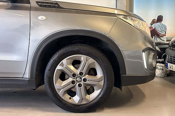 Suzuki Vitara 11 of 26