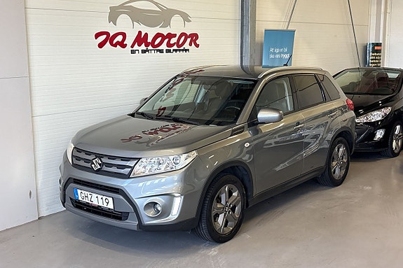 Suzuki Vitara 2 of 26