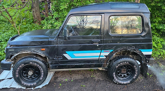 Suzuki Samurai 2 of 30