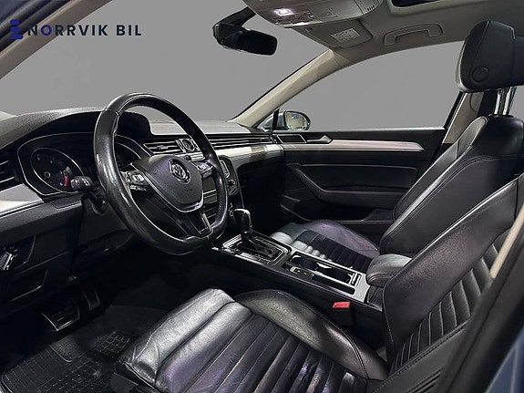 Volkswagen Passat Alltrack 10 of 26