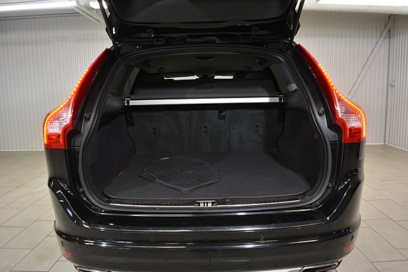 Volvo XC60 5 of 5