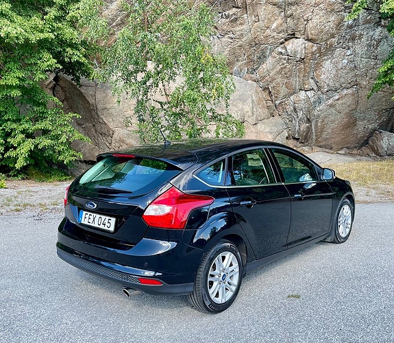 Ford Focus 4 of 5