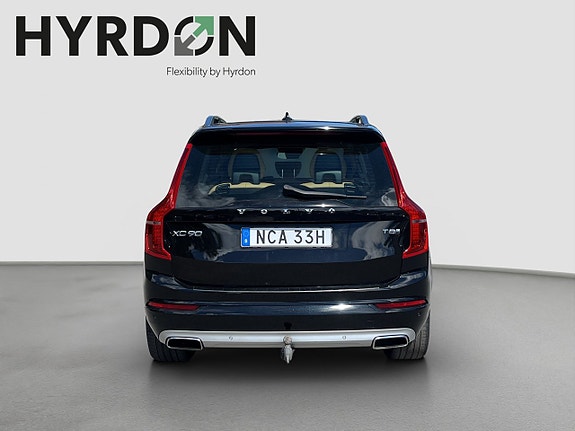 Volvo XC90 8 of 18