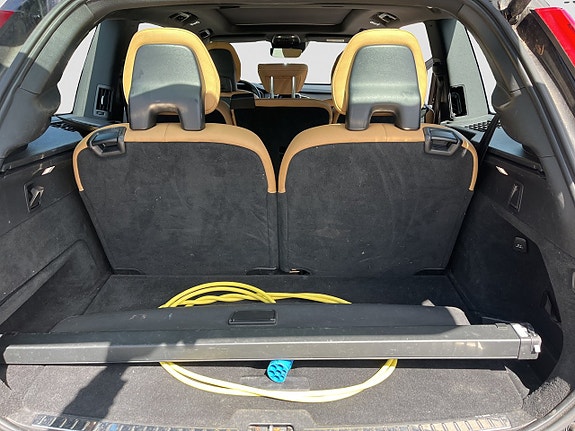 Volvo XC90 17 of 18