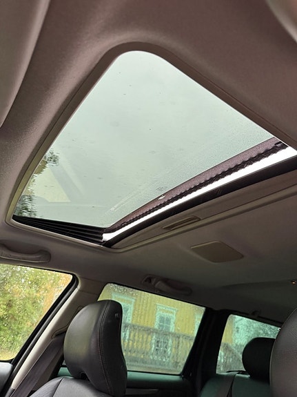 Volvo V70 14 of 18