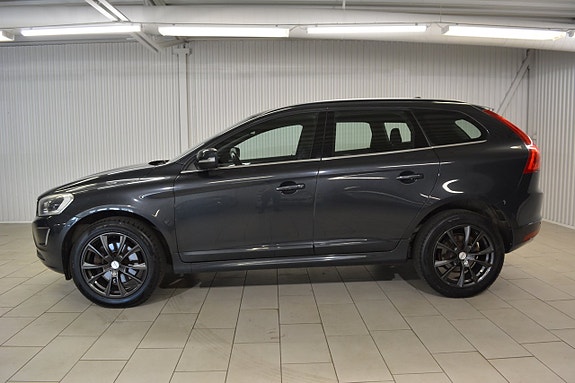 Volvo XC60 3 of 5