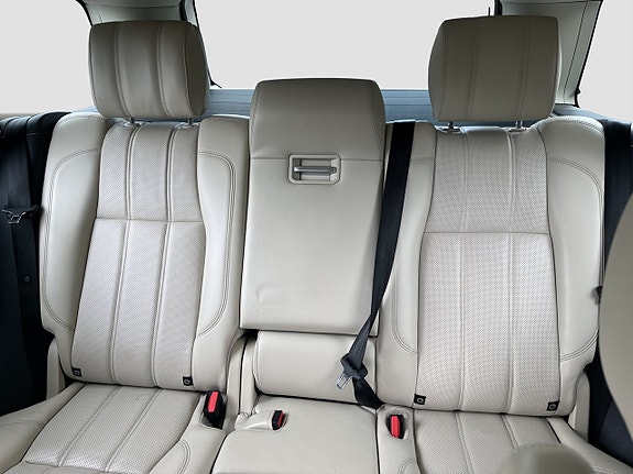 Land Rover Range Rover 13 of 20