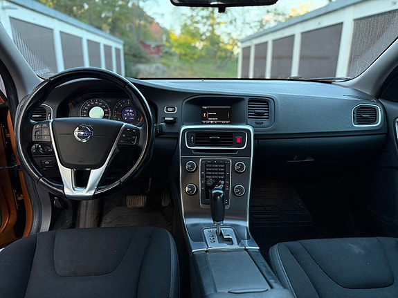 Volvo S60 5 of 5