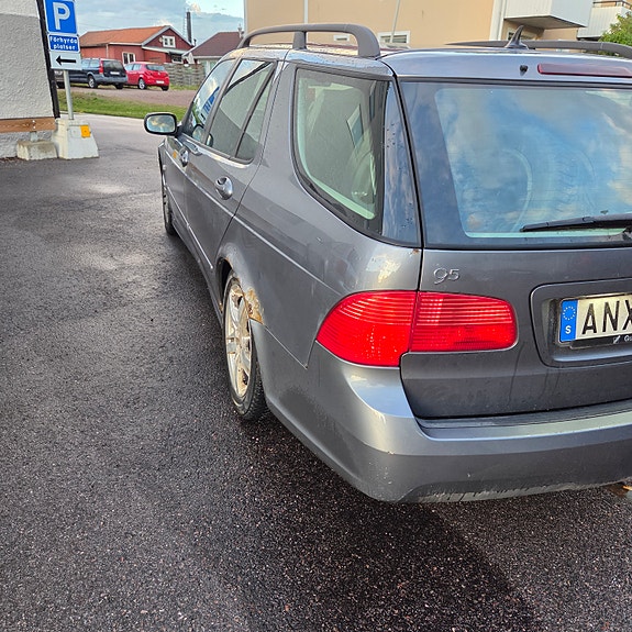 Saab 9-5 8 of 8