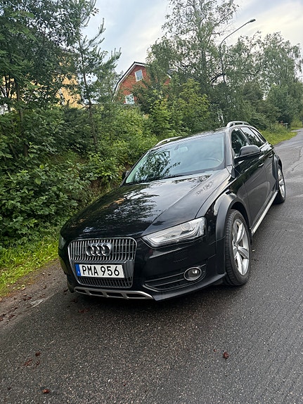 Audi A4 allroad 7 of 7