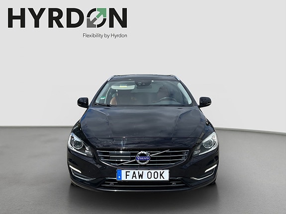 Volvo V60 3 of 19