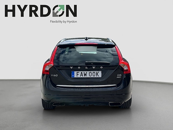 Volvo V60 8 of 19