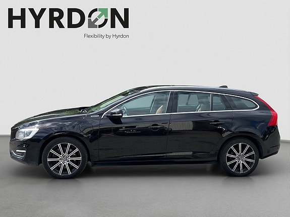 Volvo V60 4 of 19