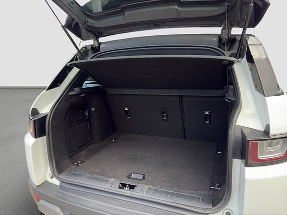 Land Rover Range Rover Evoque 16 of 22