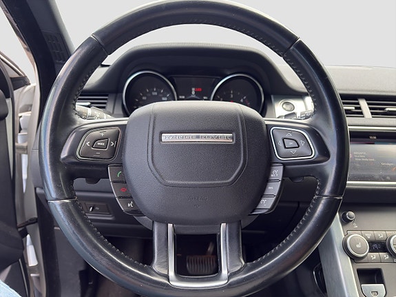 Land Rover Range Rover Evoque 11 of 22