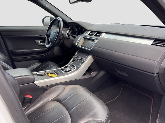 Land Rover Range Rover Evoque 15 of 22