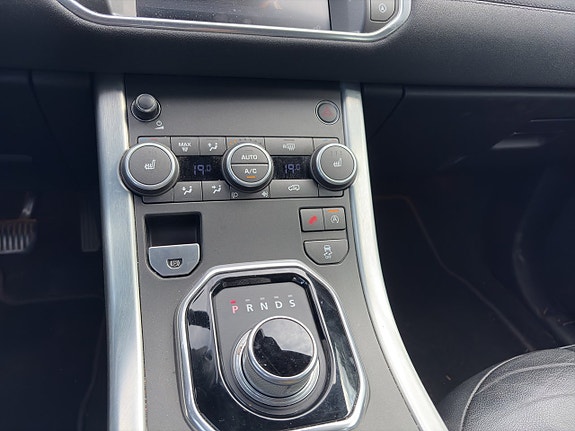 Land Rover Range Rover Evoque 13 of 22