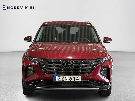 Hyundai Tucson 2 of 5