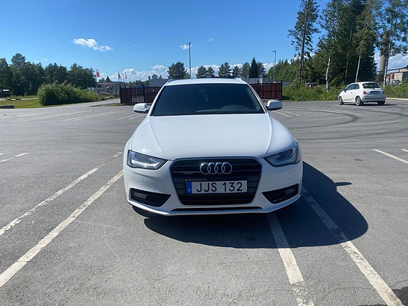 Audi A4 3 of 8