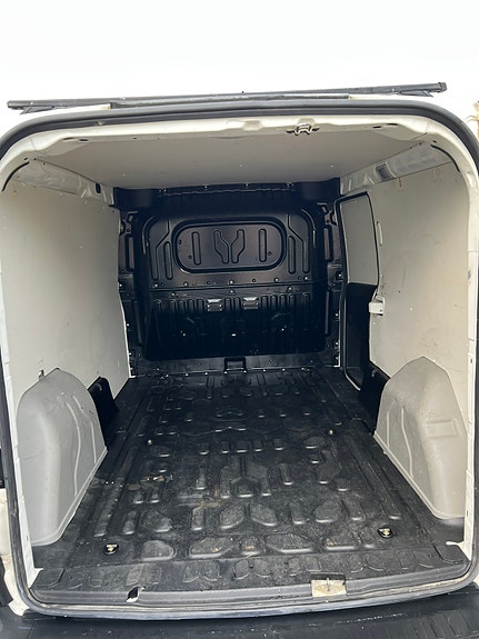 Opel Combo 6 of 8